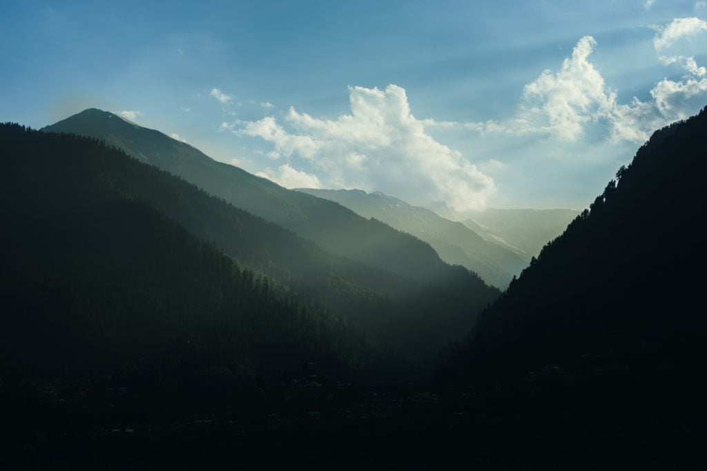 5 Awesome Trekking Routes In Himachal Pradesh 5 Hampta Pass Trek, Manali