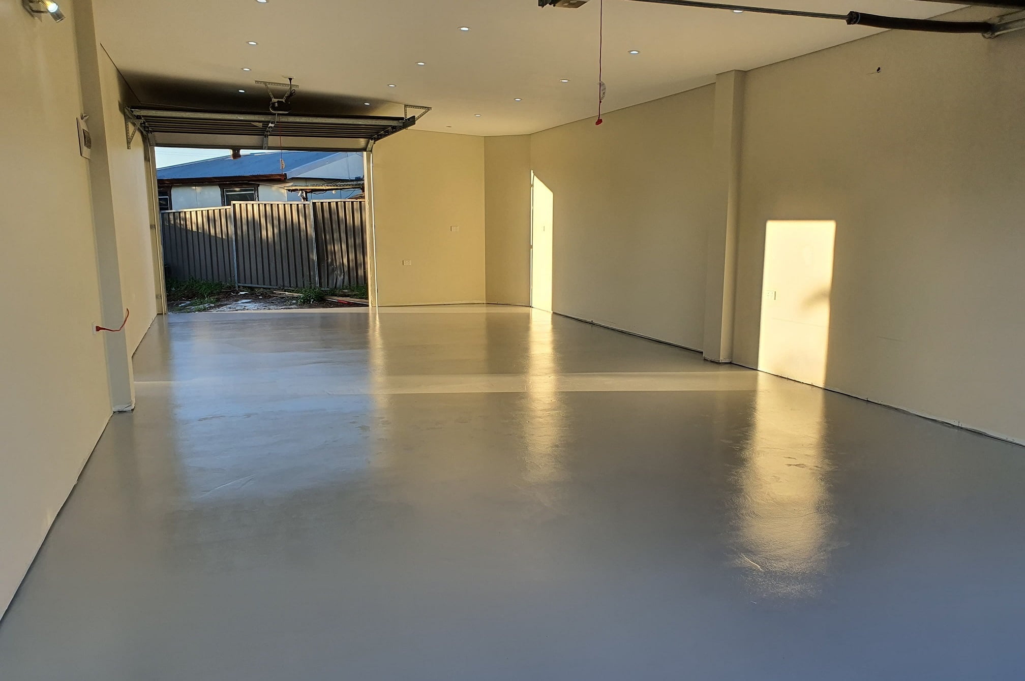 11 Important Benefits Of Having Epoxy Floors 4 Beautiful Garage With Epoxy Flooring - Epoxy will surely beautify your floors as one of its benefits