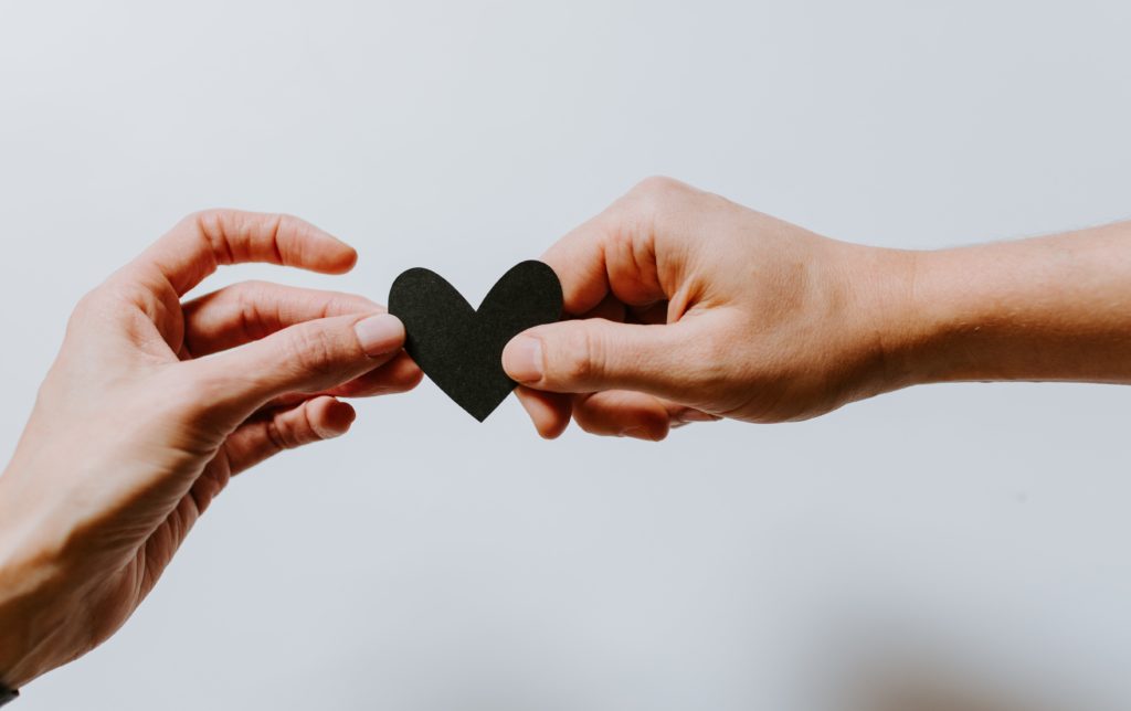 7 Essential Tips For Effectively Managing Remote Employees 3 Cultivate Supportive Community