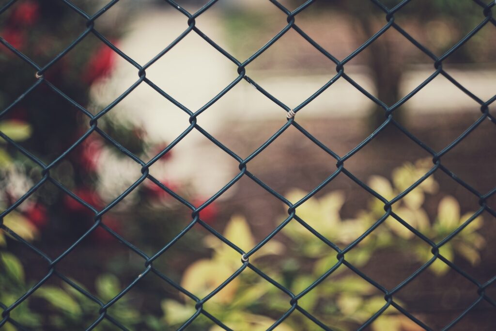 Choosing The Best Garden Fence Panel: A Comprehensive Guide 5 Chain link fence