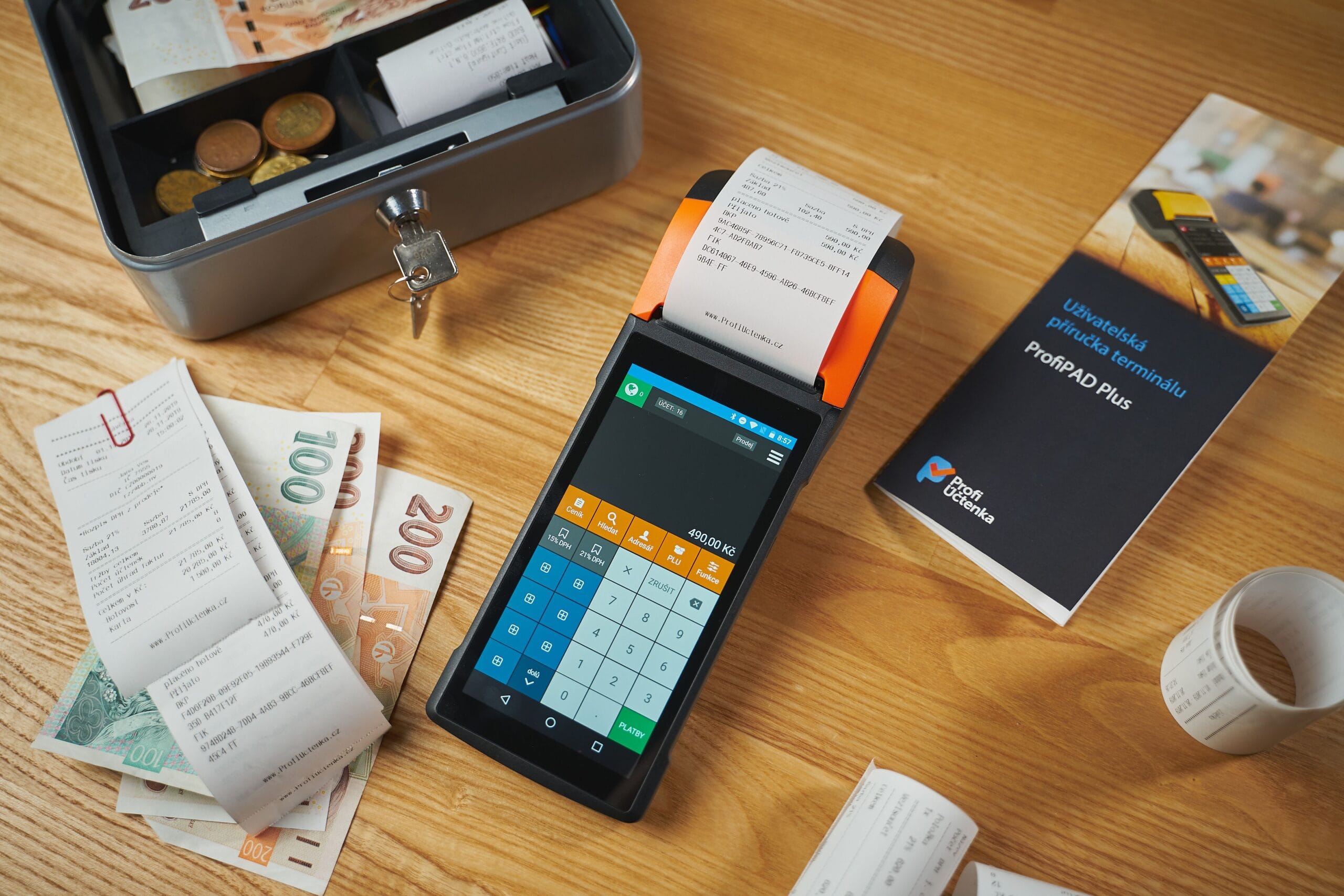 Best Receipt Scanning Apps That Actually Pay Real Cash 3 Close‑up of a phone screen showing a receipt upload screen with checkmarks