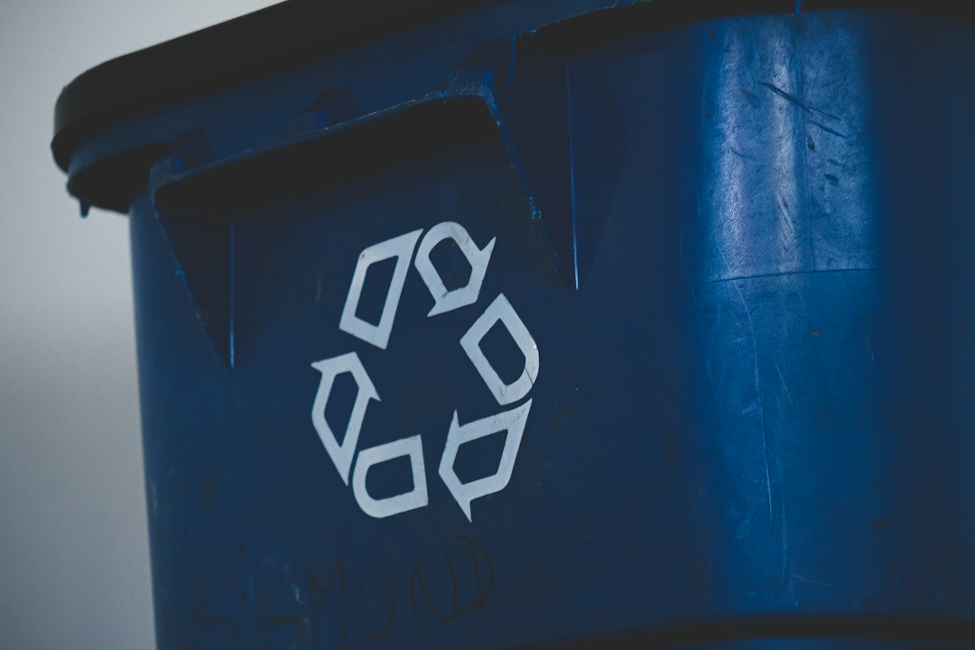 Turn Empty Bottles into Extra Cash: The Ultimate Can Recycling Side Hustle 7 pest‑free recycling bin with sealed lid in a garage